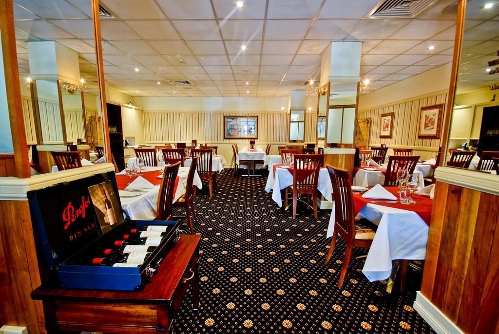 Redearth Boutique Hotel Mount Isa Buitenkant foto